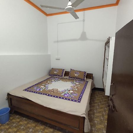 Awadh Guest House Ayodhya Kültér fotó