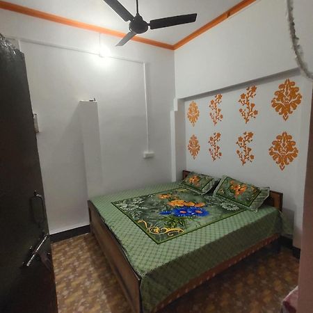 Awadh Guest House Ayodhya Kültér fotó